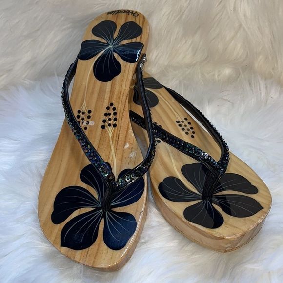 Woodies Sandals 🌸 - Picture 8 of 14